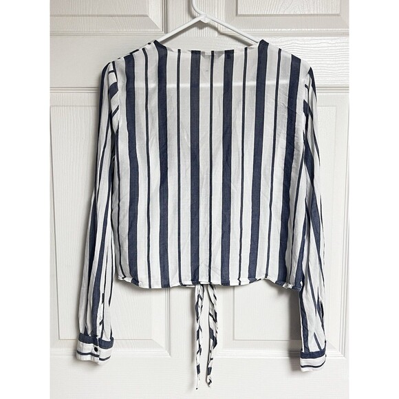 Buffalo David Bitton Top Medium Blue White Stripe Tie Front Button Shirt - Picture 2 of 6